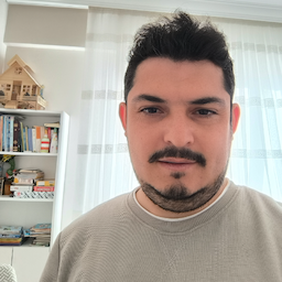 online ozel ders ogretmen ogrenci profil fotografi